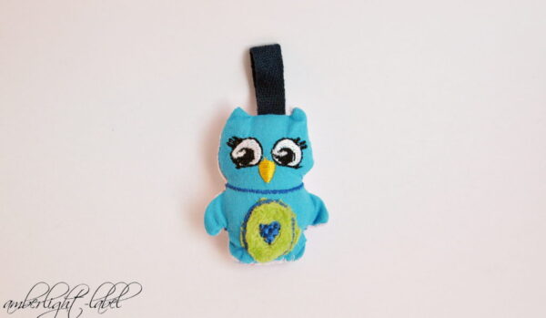 Flugreise Tochter Schüleraustausch Toskana – Dresden Flugeule Glücksbringer by-Herzellie