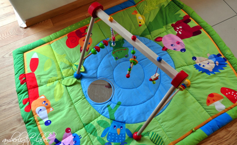 Spiel(zeug)rezension: Baby Gym Spieltrapez von Eichhorn