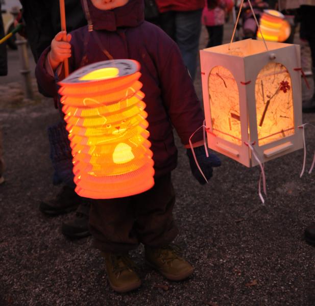 Lampionumzug und Hochzeitsdeko