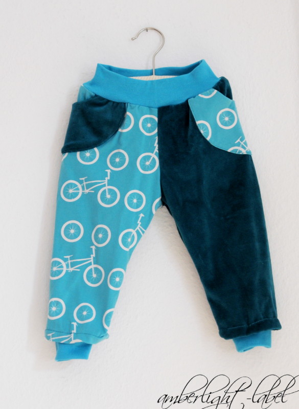 Kinderhose von Näähglück mit Bio Stoff von Nosh, Gr. 86