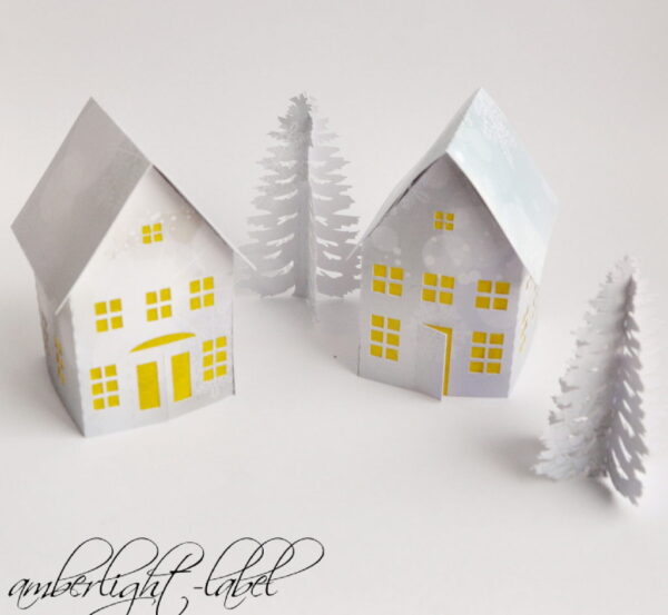 Weihnachtsgeschenk Uroma Tea Light Village von Marji Roy Teelicht Papierhäuser Plotter
