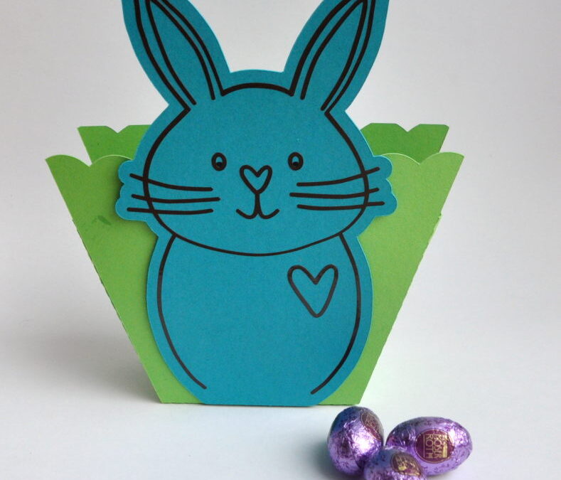 Osterhasenkörbchen Funkelfaden Plotter Großeltern